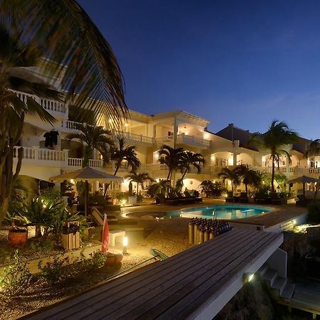 Belmar Oceanfront Apartments Bonaire Exterior foto