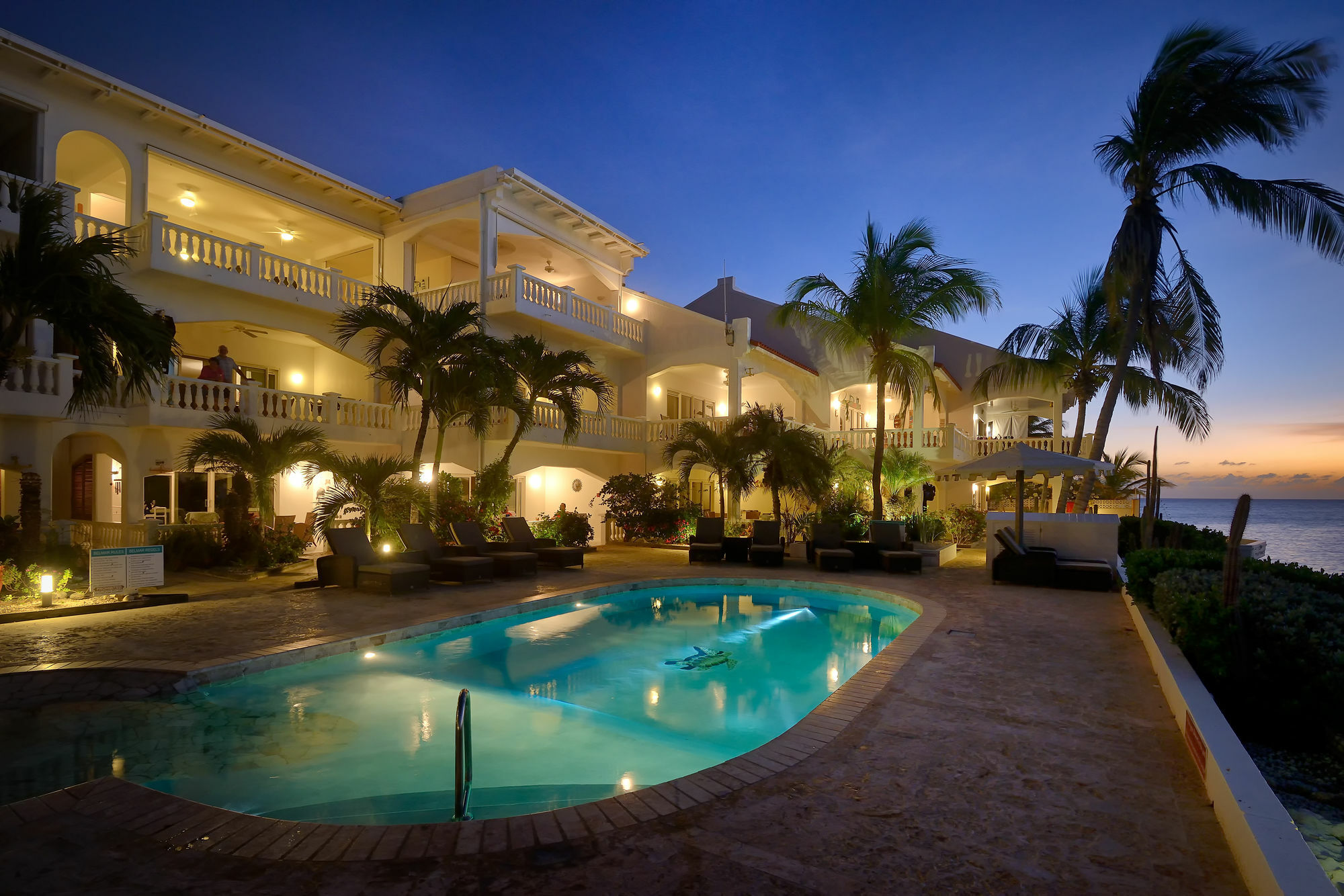 Belmar Oceanfront Apartments Bonaire Exterior foto