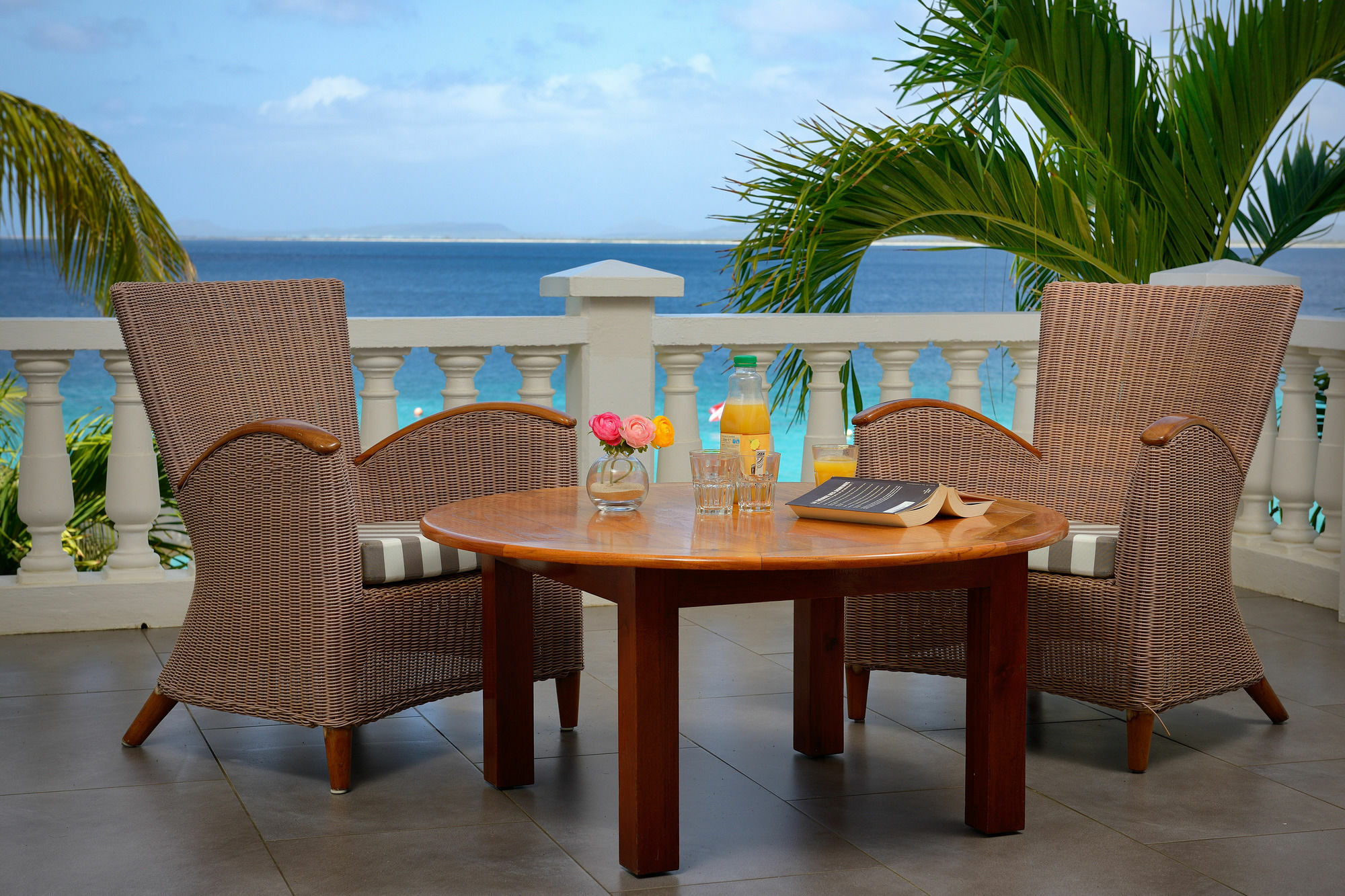 Belmar Oceanfront Apartments Bonaire Exterior foto